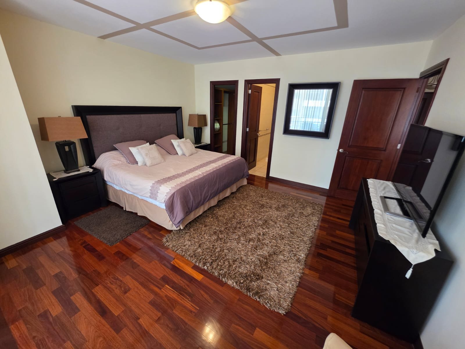 Apartamento amueblado con terraza de 1 habitacion en zona 14 - Miniatura 6