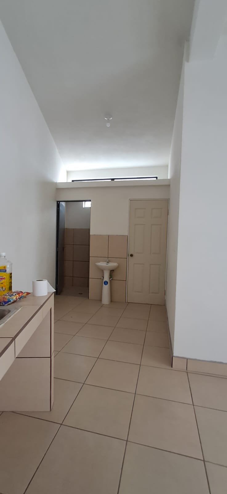 Renta de bodega en San Cristobal mixco de 900 metros
