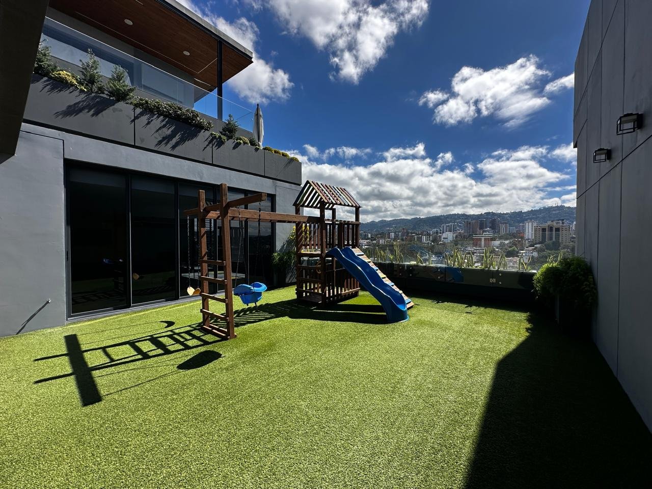 Apartamento en venta en Triva zona 15 – 2 habitaciones
