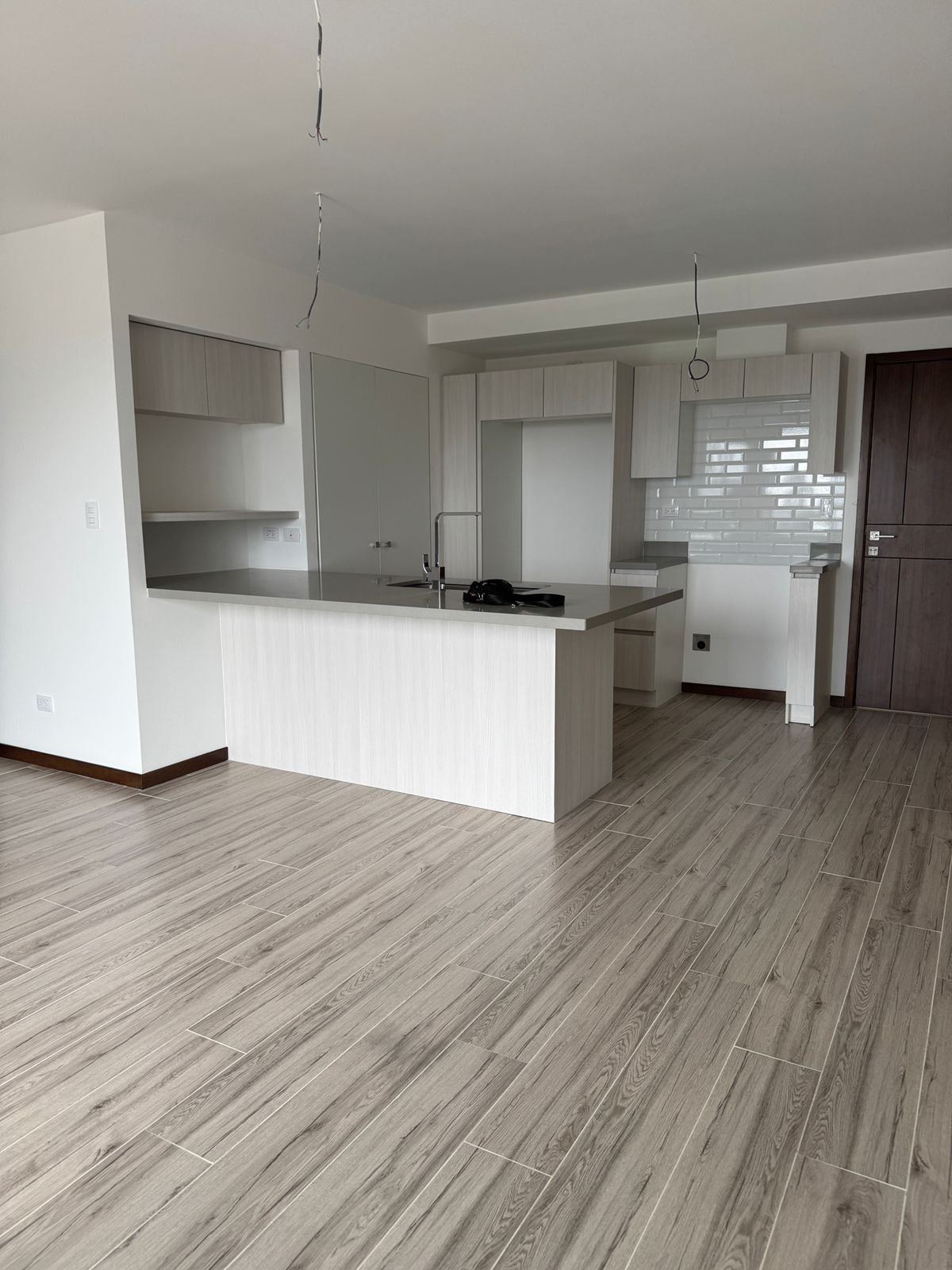 Apartamento para inversión  en zona 10 – 3 habitaciones – Neo 2