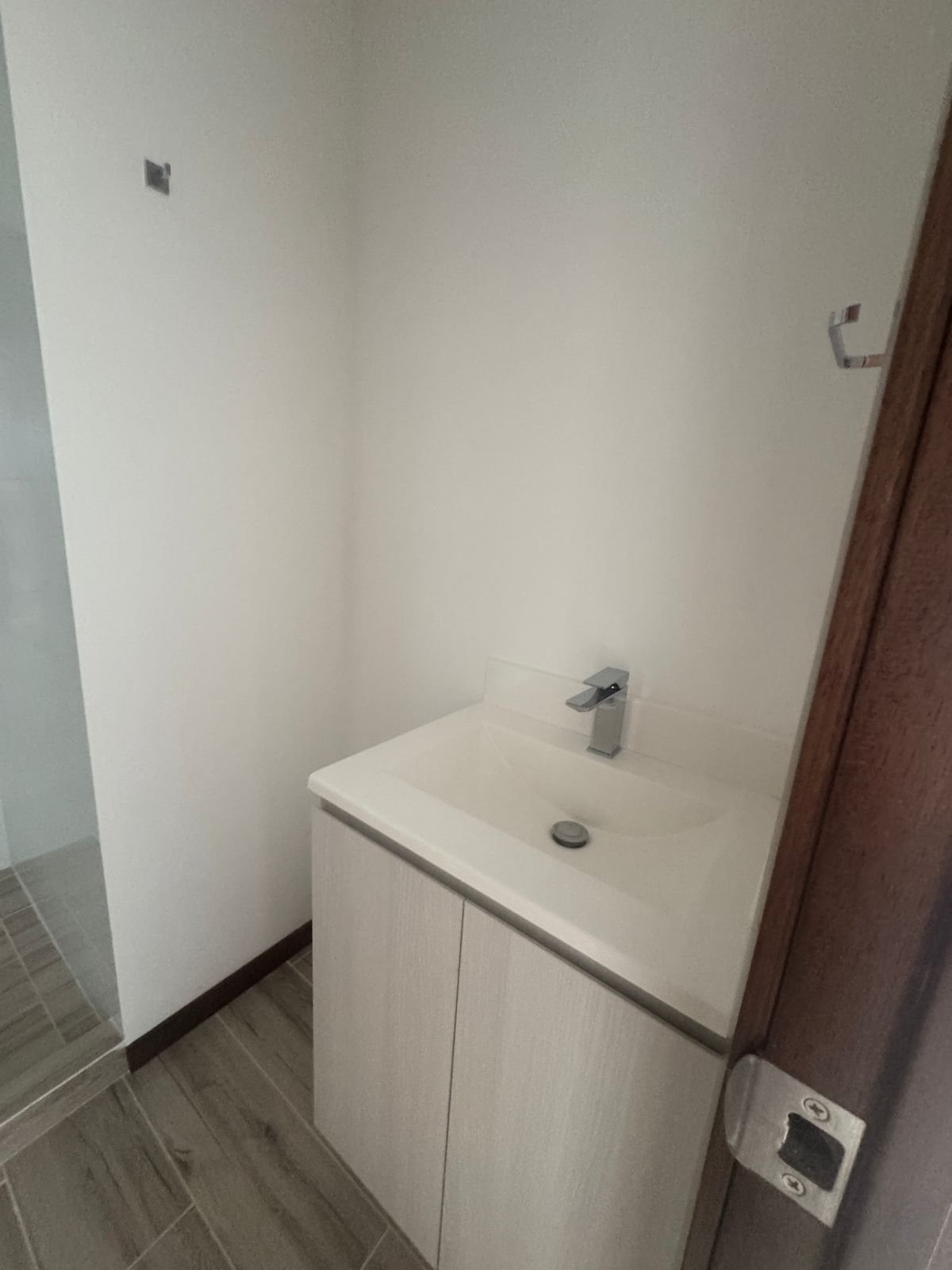 Apartamento para inversión  en zona 10 – 3 habitaciones – Neo 2