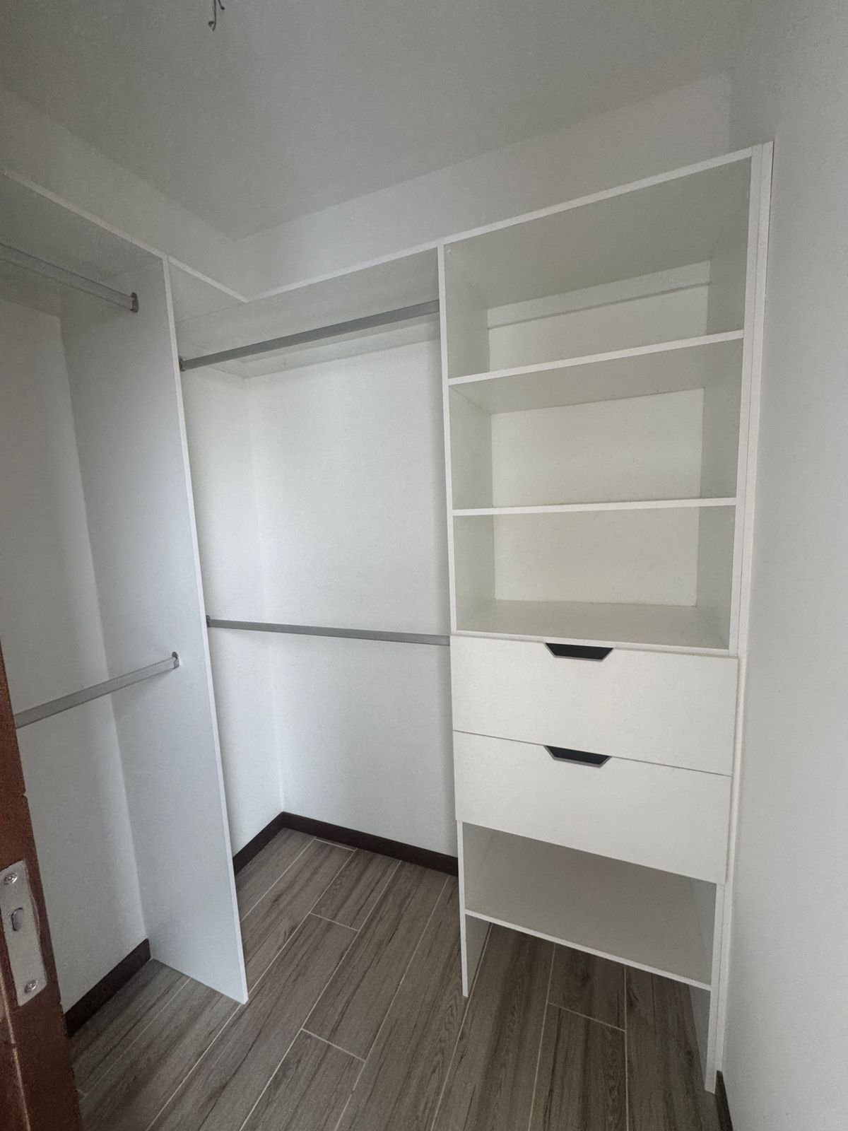 Apartamento para inversión  en zona 10 – 3 habitaciones – Neo 2