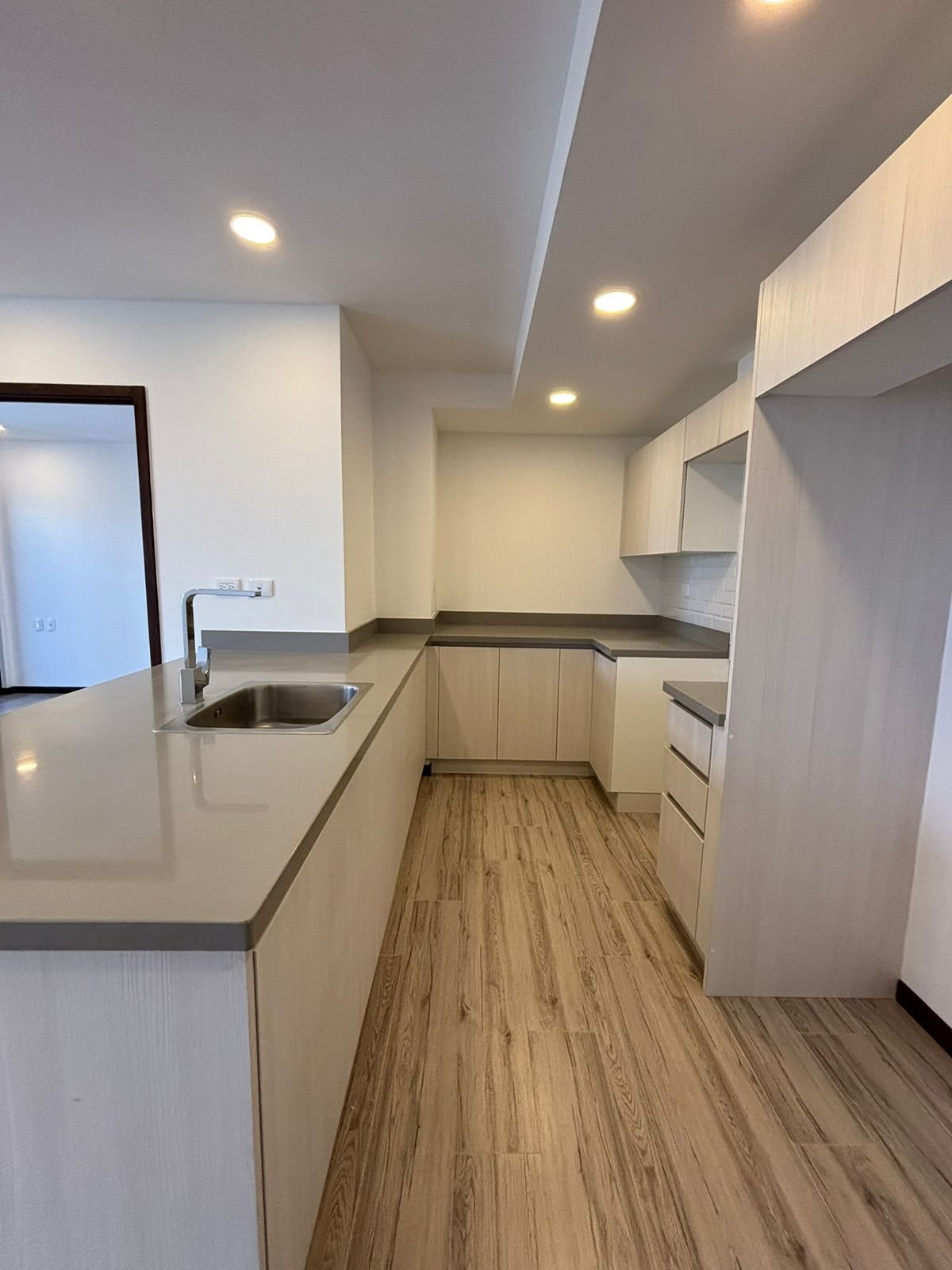 Venta de apartamento para inversión -2 habitaciones – zona 10 – Neo 2