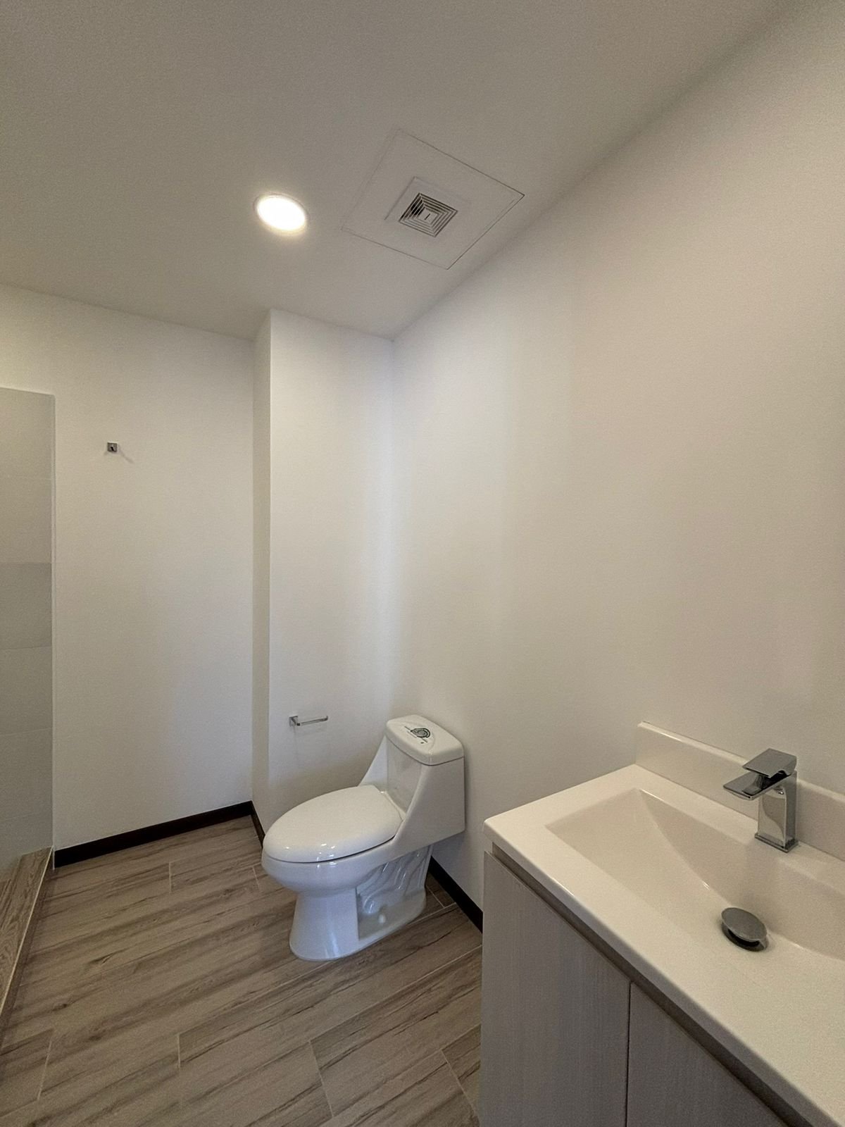 Venta de apartamento para inversión -2 habitaciones – zona 10 – Neo 2