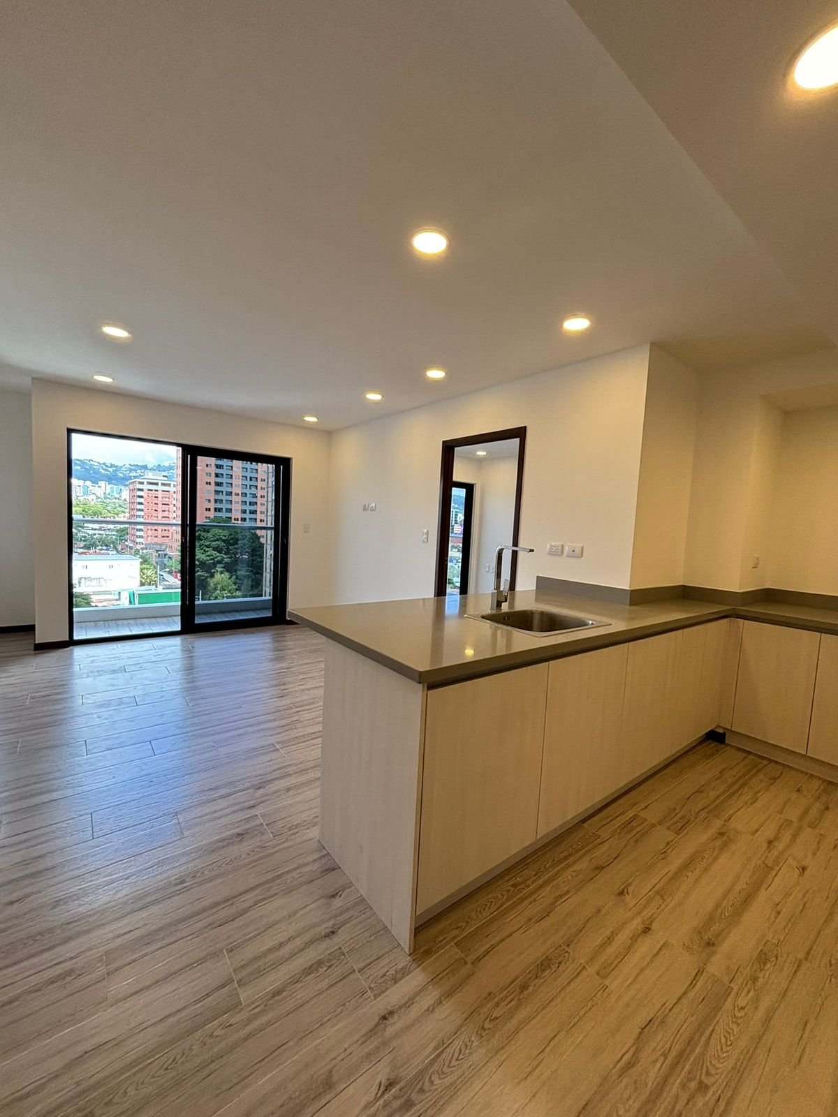 Venta de apartamento para inversión -2 habitaciones – zona 10 – Neo 2