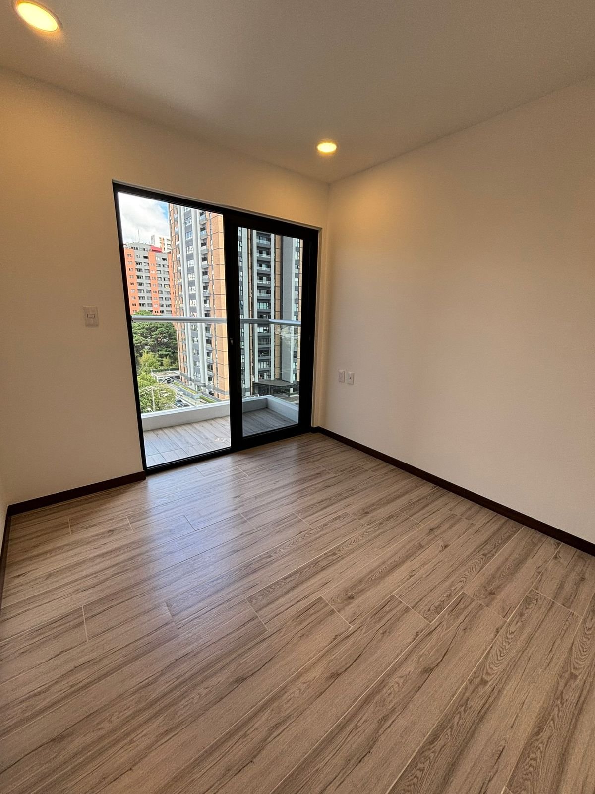 Venta de apartamento para inversión -2 habitaciones – zona 10 – Neo 2