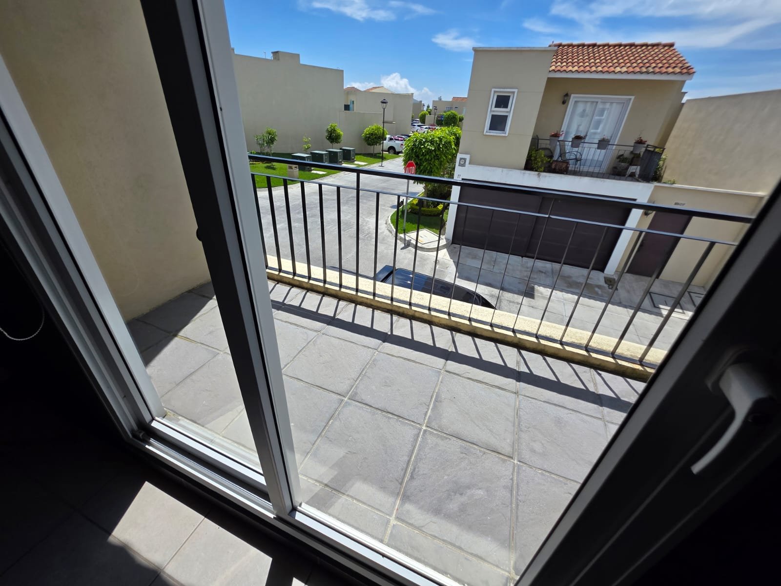 Casa en renta en Cumbres de la Arboleda – 4 habitaciones
