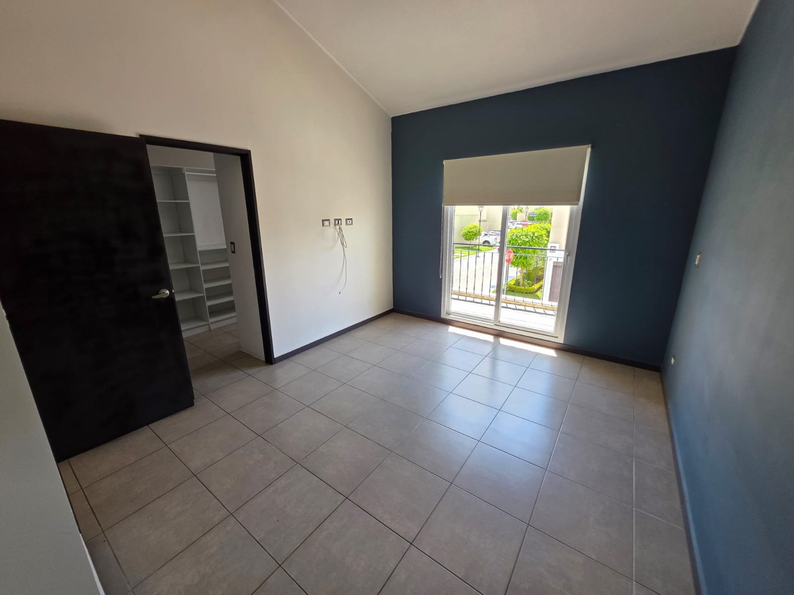 Casa en renta en Cumbres de la Arboleda – 4 habitaciones