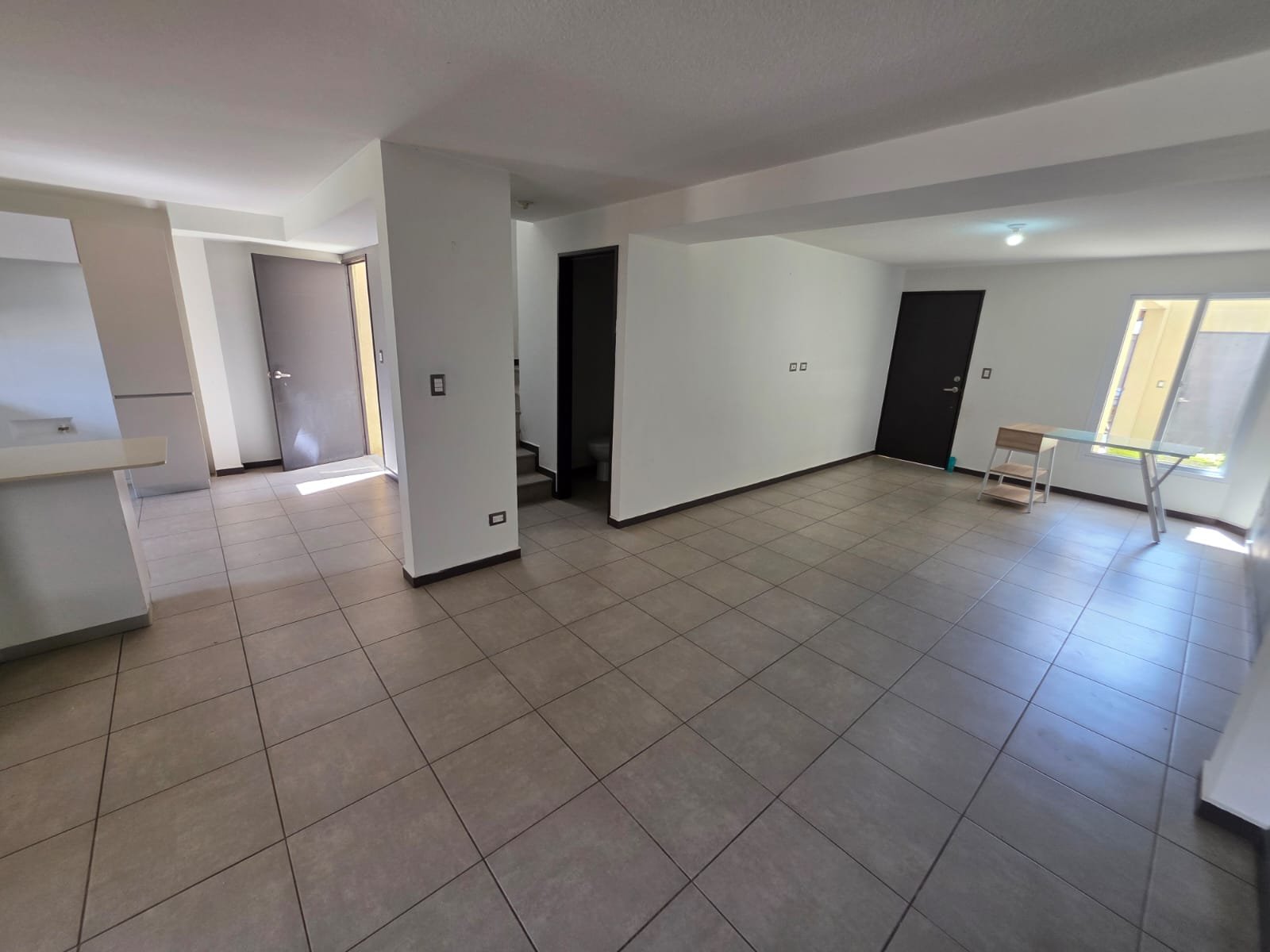 Casa en renta en Cumbres de la Arboleda – 4 habitaciones
