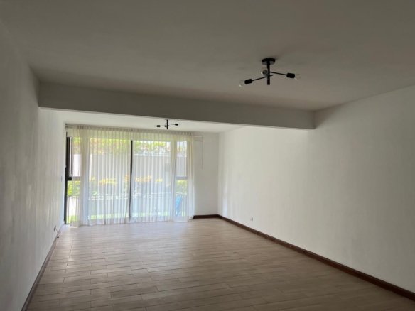 Apartamento en Alquiler Edificio Villa Real