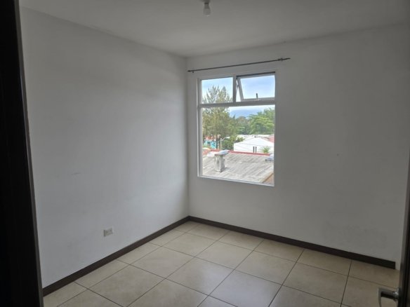 Rento apartamento en Santa María Las Charcas nivel 3 en Santa María Las Charcas Zona11