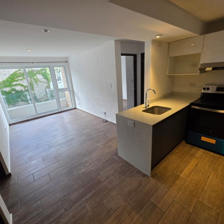 Apartamento en renta en Parque Mateo zona 7