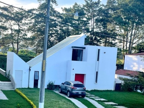 Casa en renta - minimalista - amueblada Hacienda San Ángel