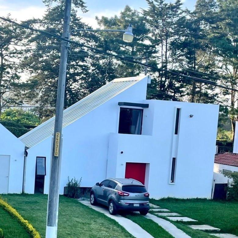 Casa en renta - minimalista - amueblada Hacienda San Ángel