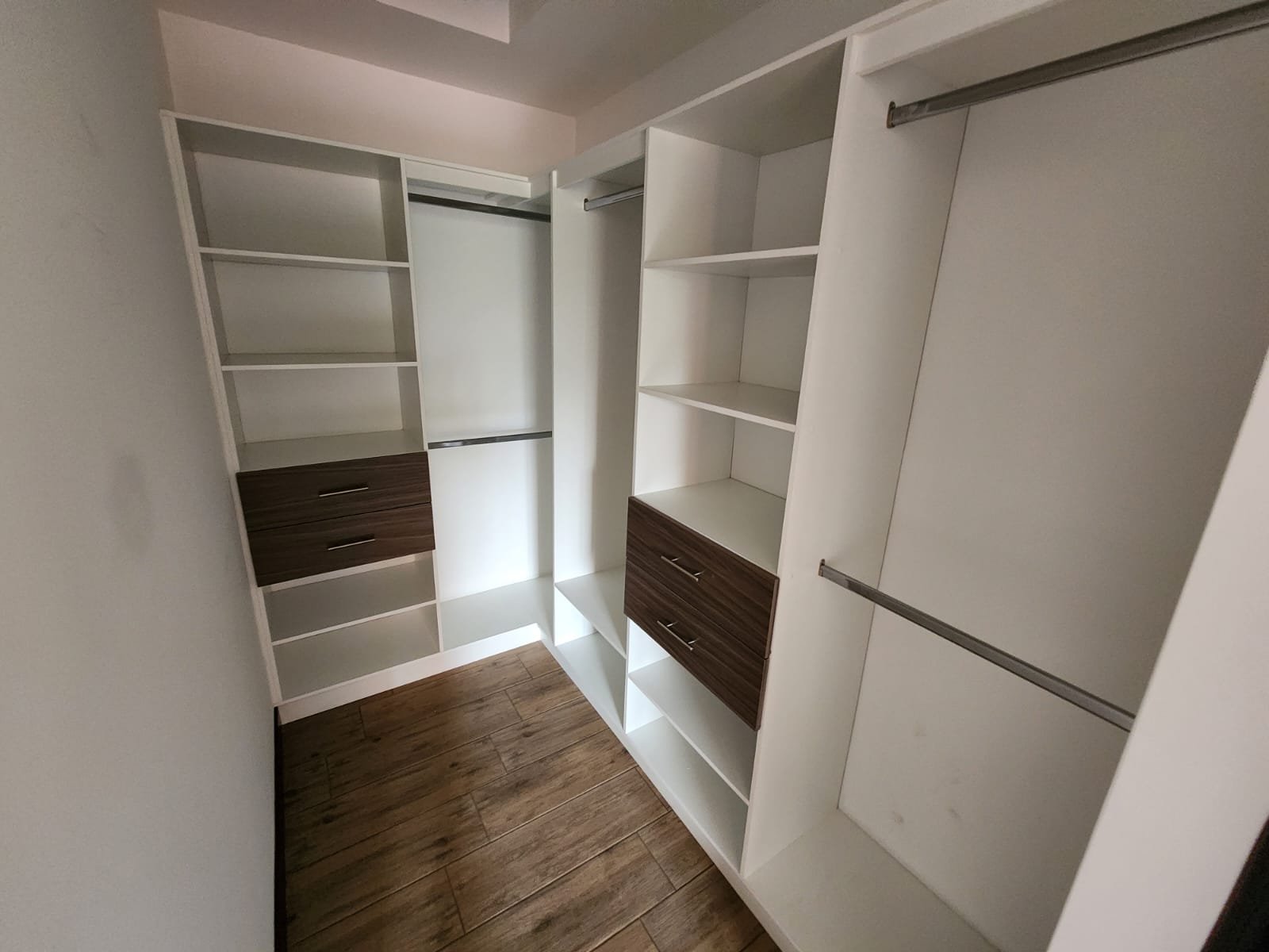 Apartamento en Renta en Zona 10