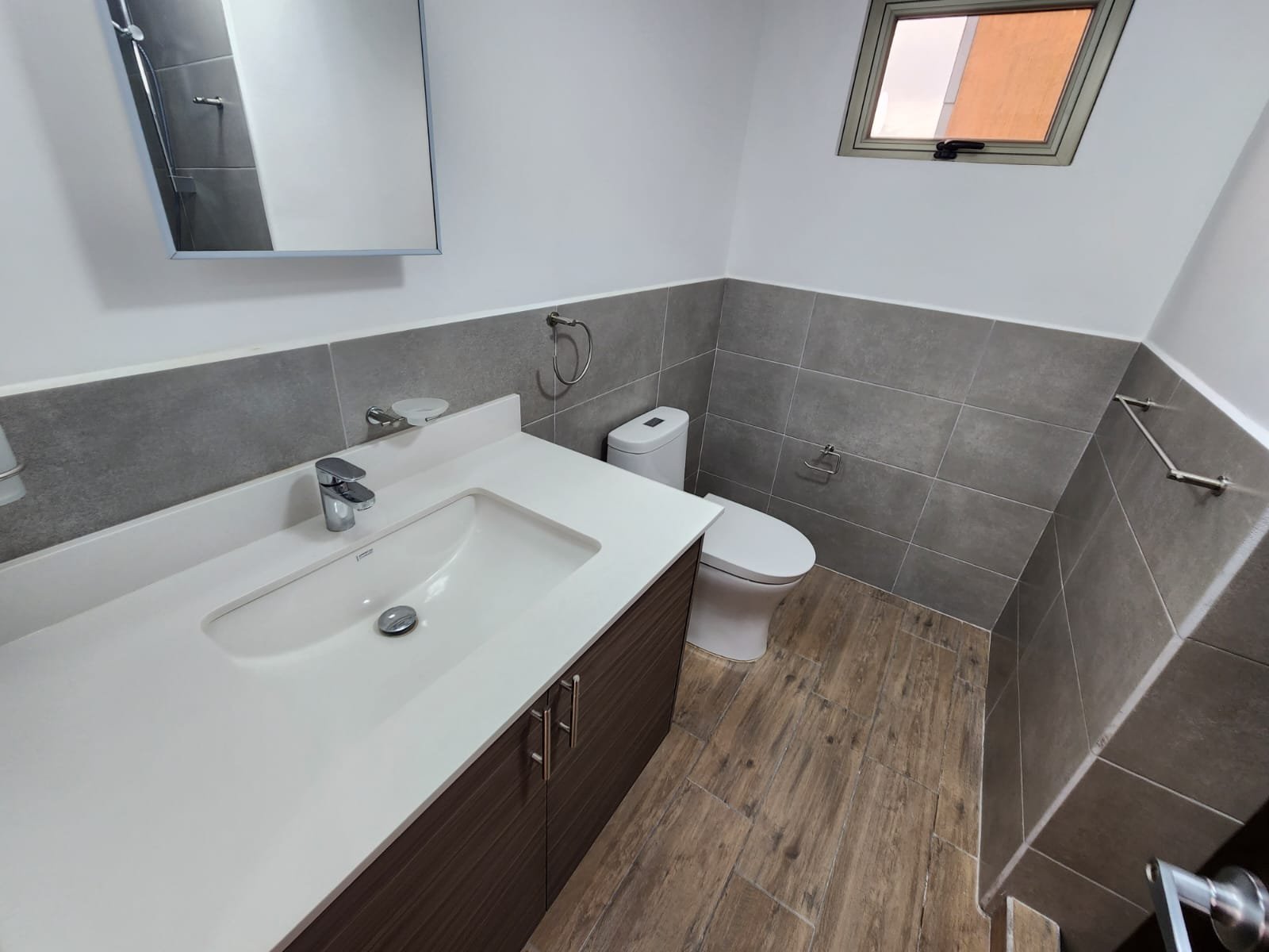 Apartamento en Renta en Zona 10