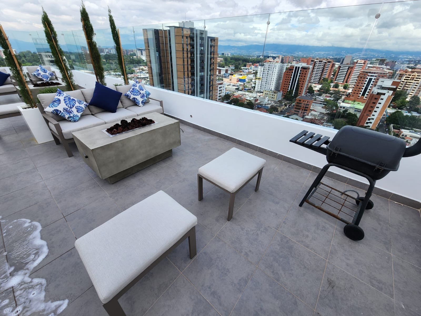 Apartamento en Renta en Zona 10