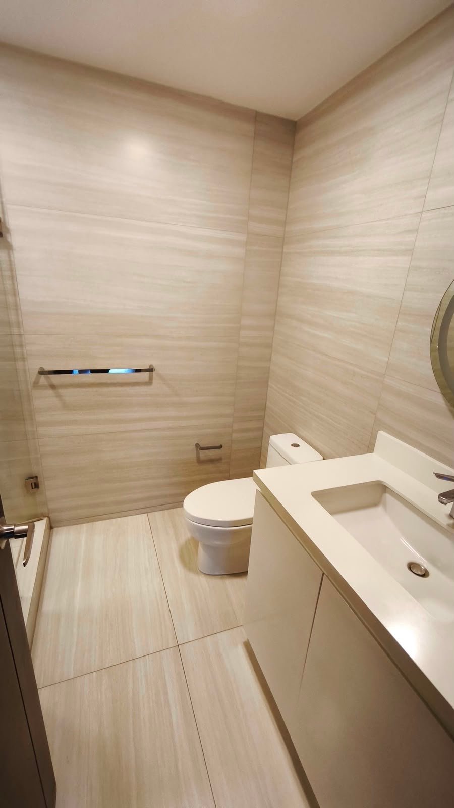 Apartamento en renta – 3 habitaciones Edificio NOVUS zona 14 – Novus