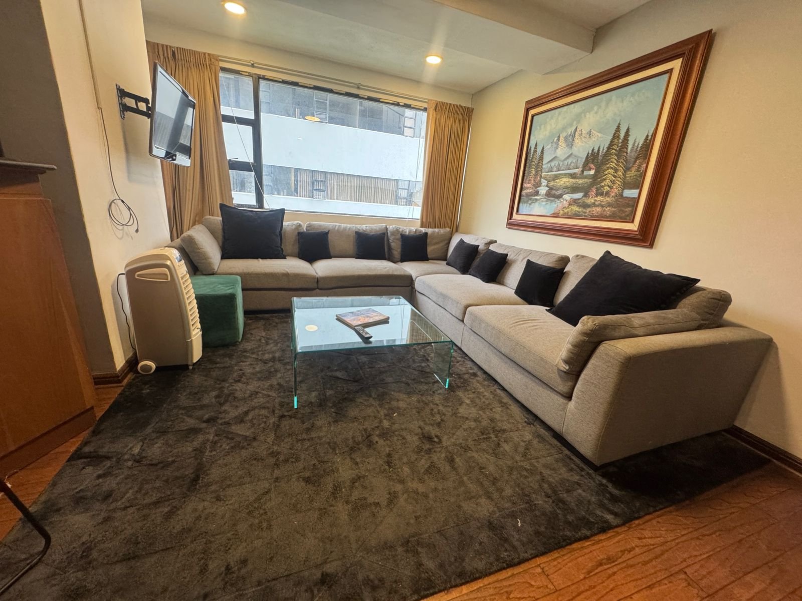 Apartamento amueblado en renta – Pacífica Plaza Zona 14