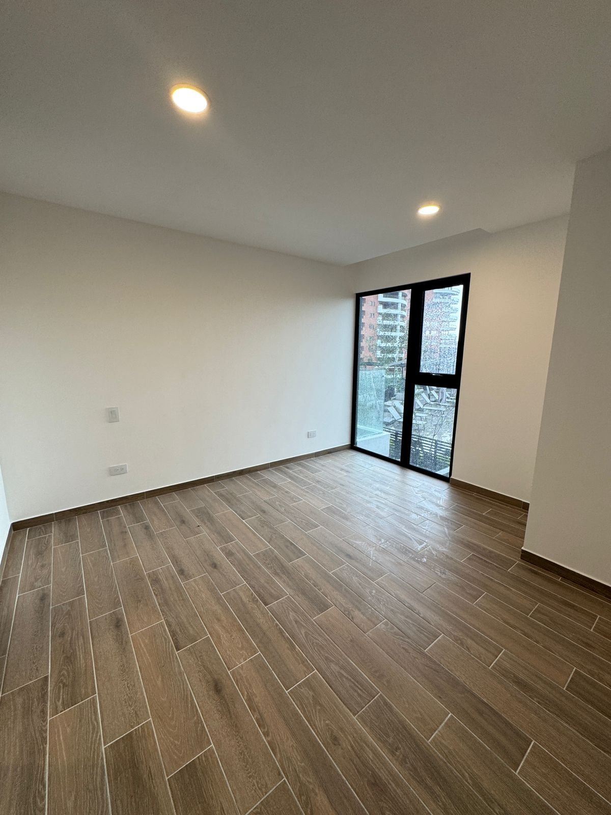 Vendo Apartamento 3 habitaciones en edificio Parque 14