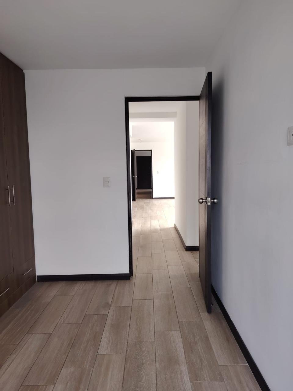 Vendo apartamento con 3 habitaciones en Sakai zona 1 de Mixco
