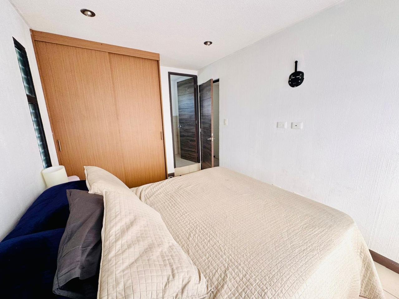 Se vende casa de 3 niveles Alika Club Residencial Km 18.5