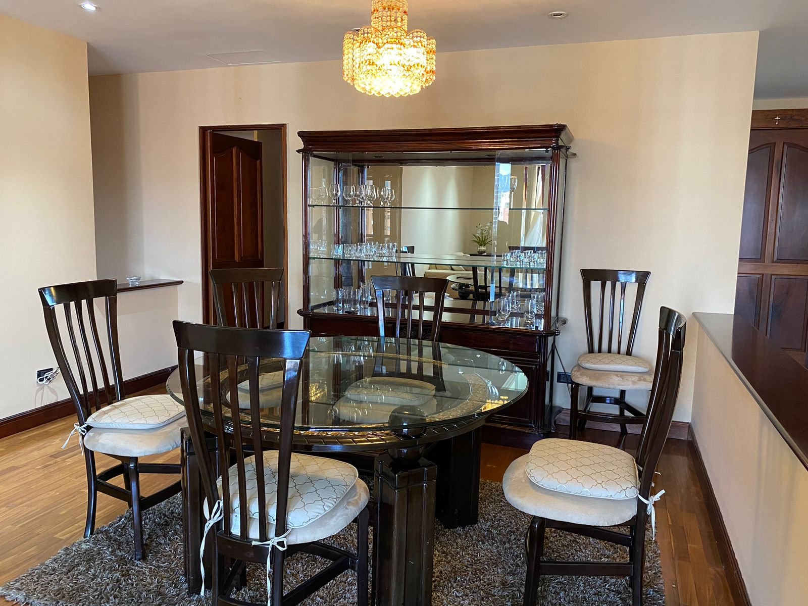 Apartamento amueblado en renta San Ignacio Zona 10