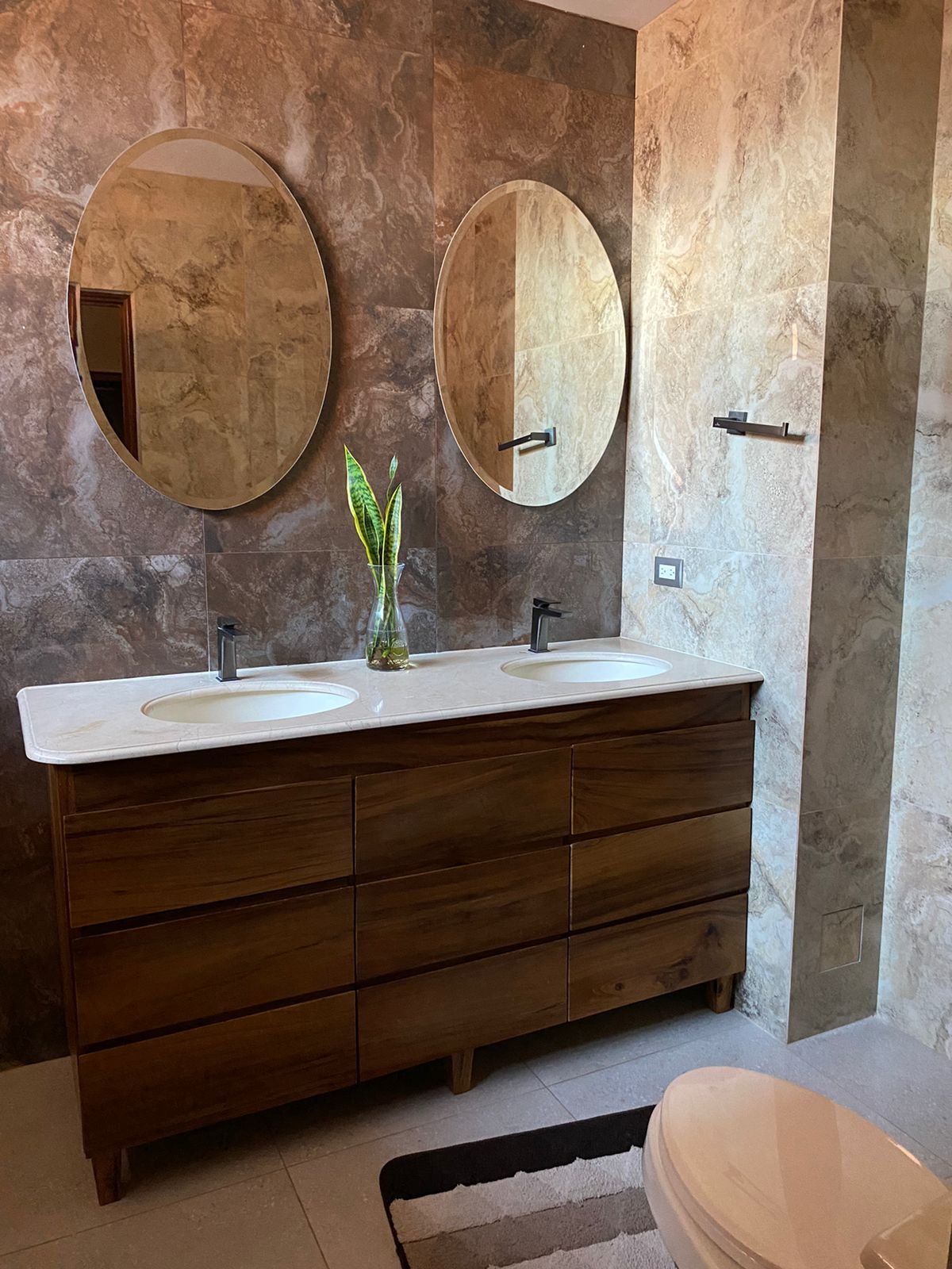 Apartamento amueblado en renta San Ignacio Zona 10