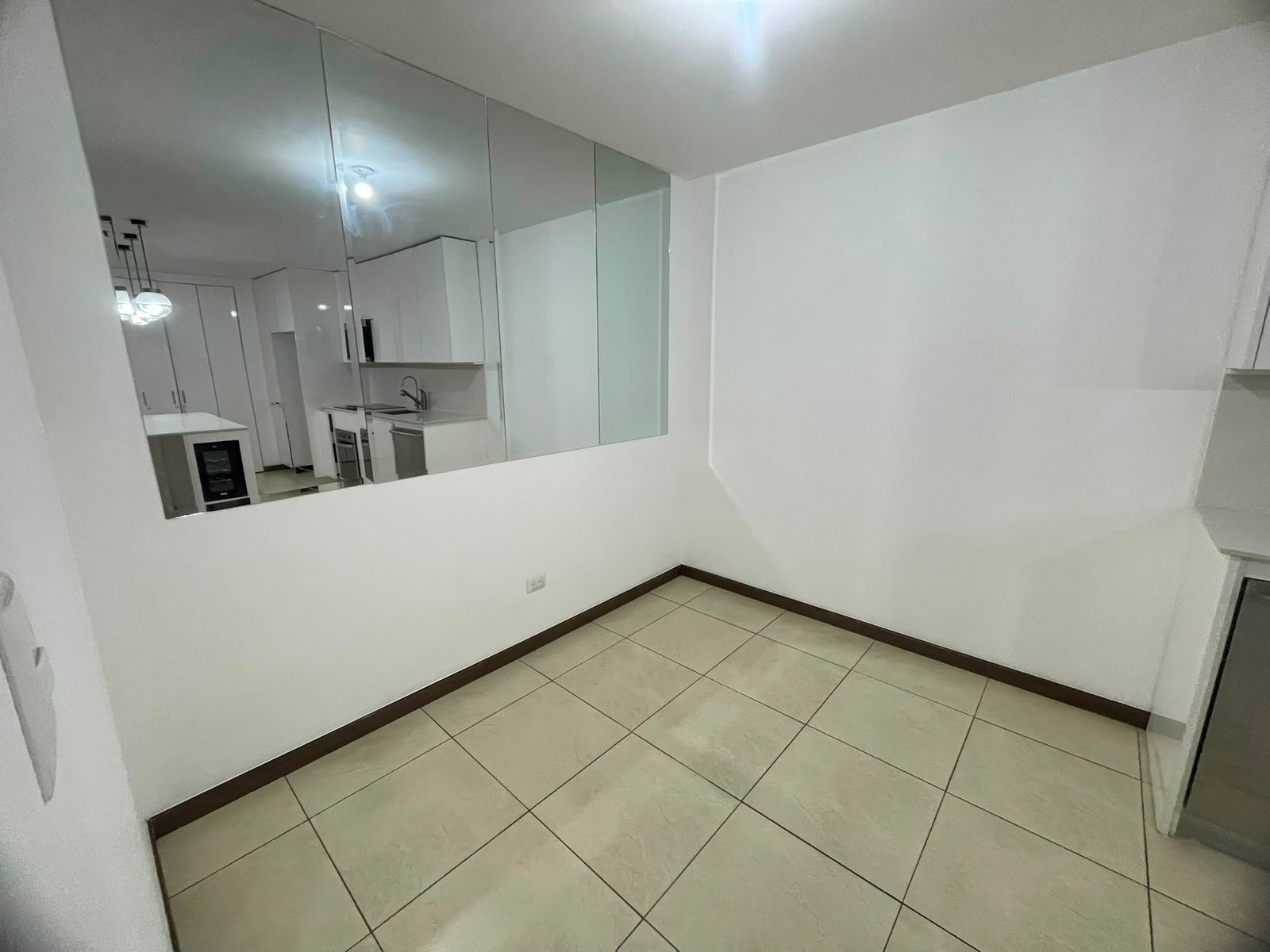 Apartamento -2 habitaciones en Renta Edificio Pórtico Zona 7 – Pórtico Zona 7