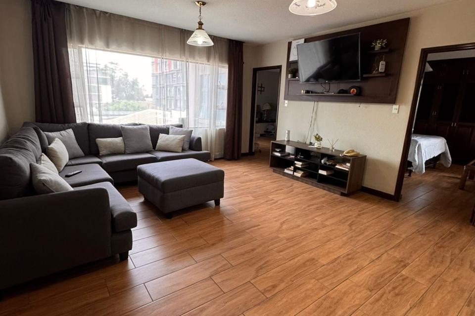 Apartamento en renta en zona 15 – vista hermosa 2