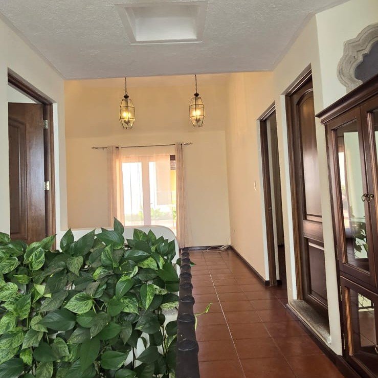 Casa en renta dentro de condominio tipo colonial – Km 18.5