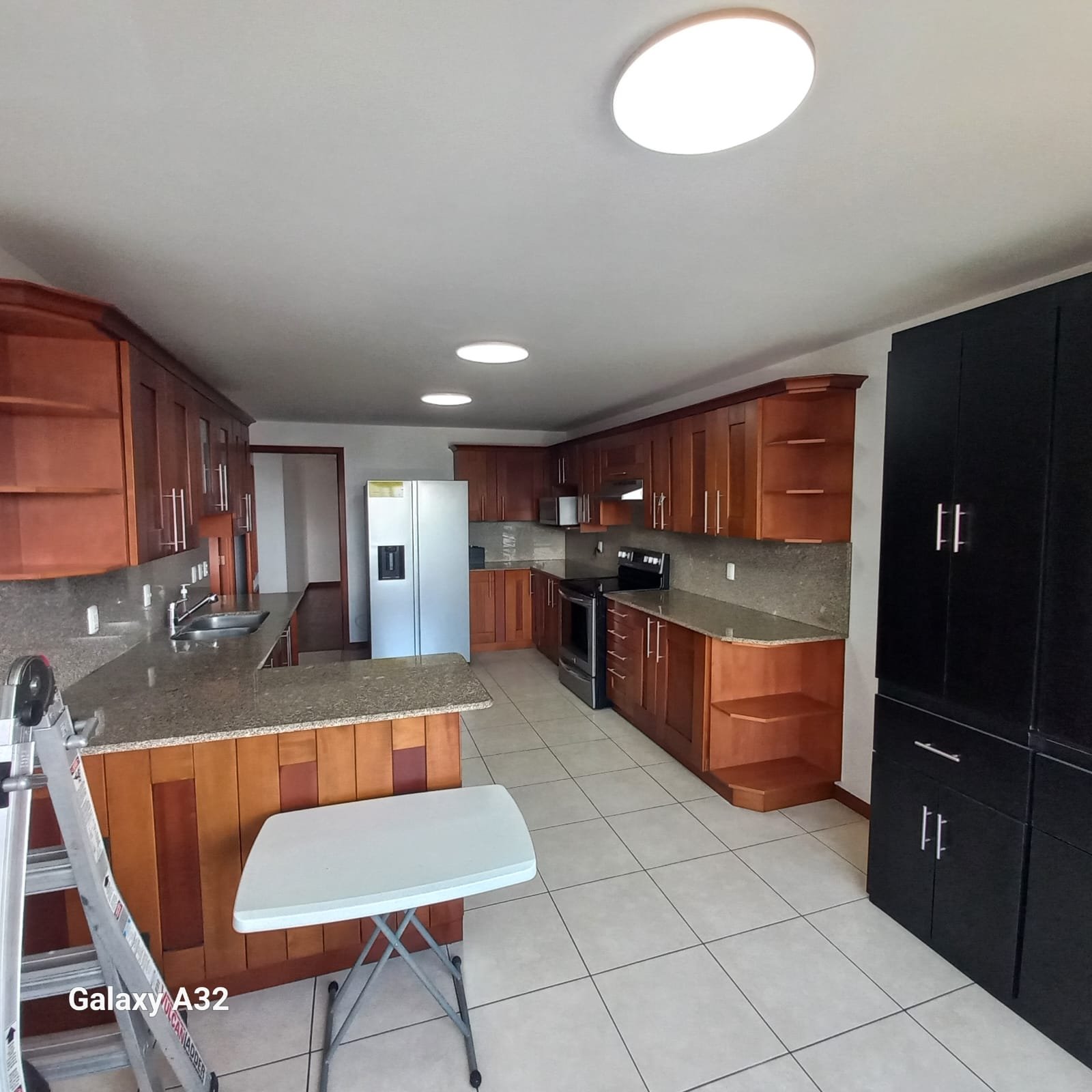 Apartamento en renta en Edificio Boticcelli, zona 15