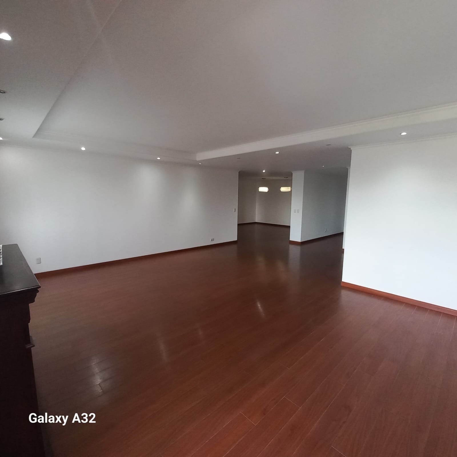 Apartamento en renta en Edificio Boticcelli, zona 15