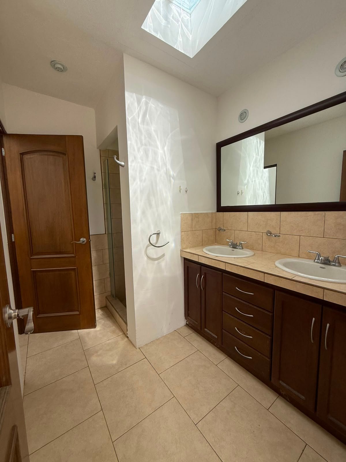 Rento casa en Buganvilias de Arrazola km16.5 CAES – Olmeca 