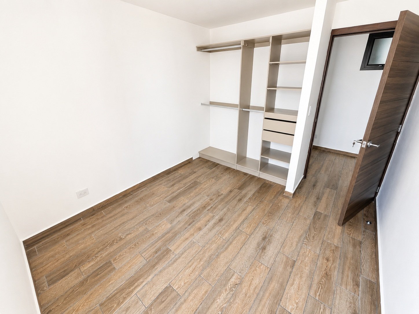 Apartamento en venta de 3 habitaciones en Parque 15, zona 15 Ref-6071 