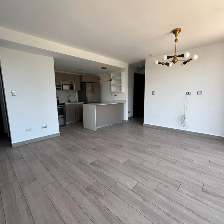 Apartamento en renta - edificio Epic zona 15 colonia trinidad