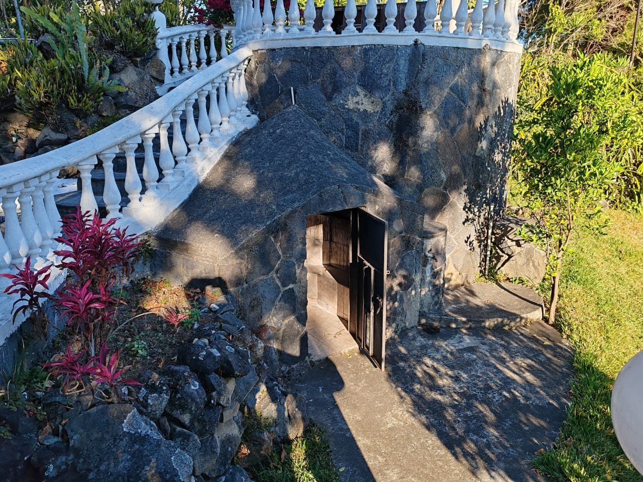 Casa en venta 4 habitaciones a cercanía de Lago de Atitlán Ref-4993