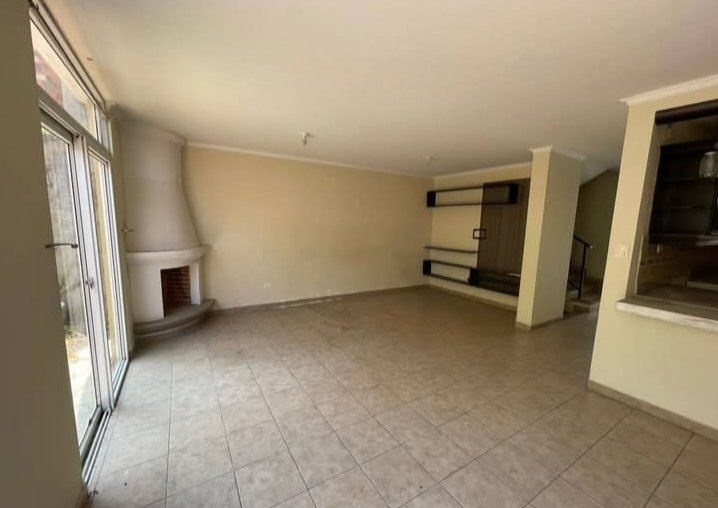 Casa en Venta de 3 habitaciones en el Encinal  3