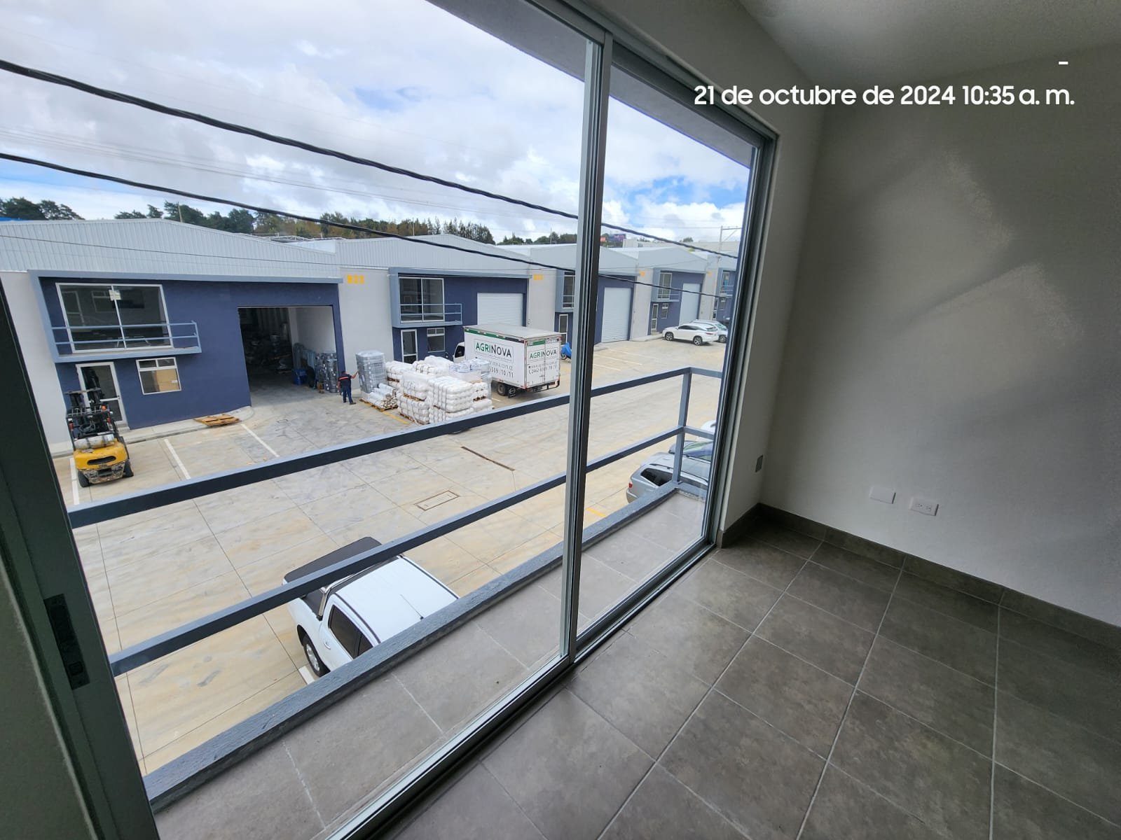 Ofibodega en Renta en Industrial Campestre, 560mt2