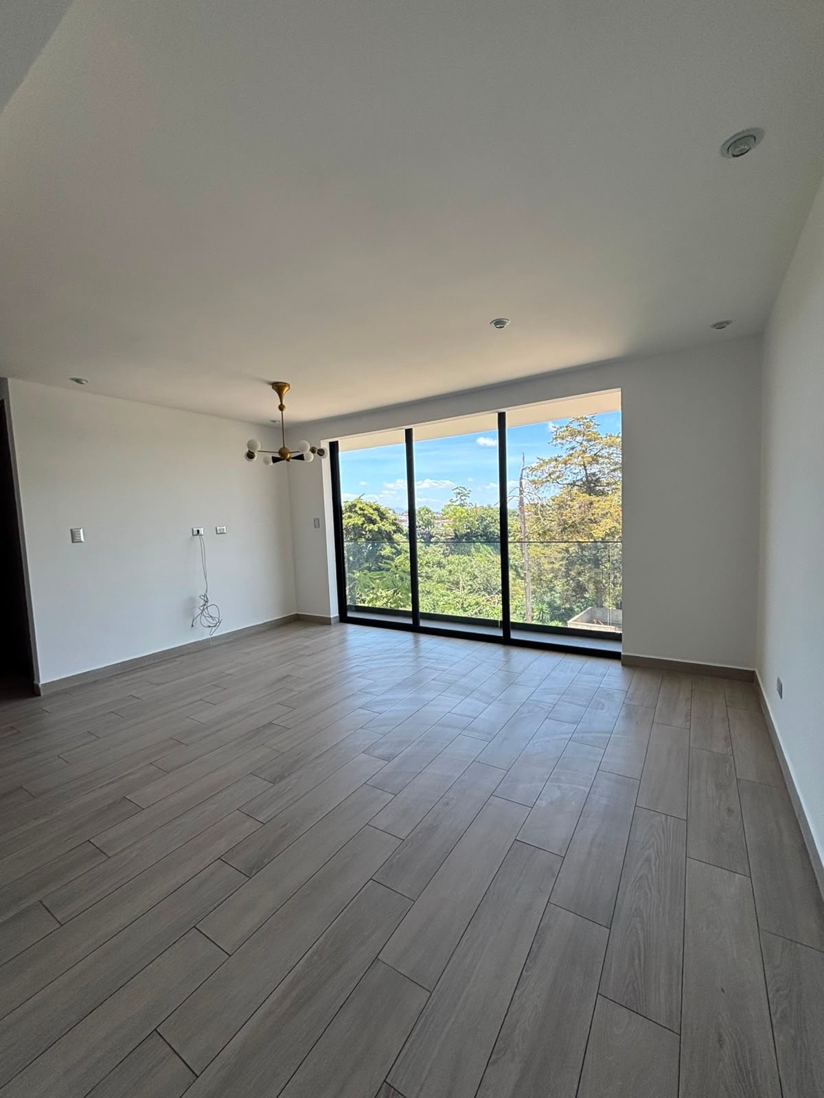 Apartamento en renta – edificio Epic zona 15 colonia trinidad