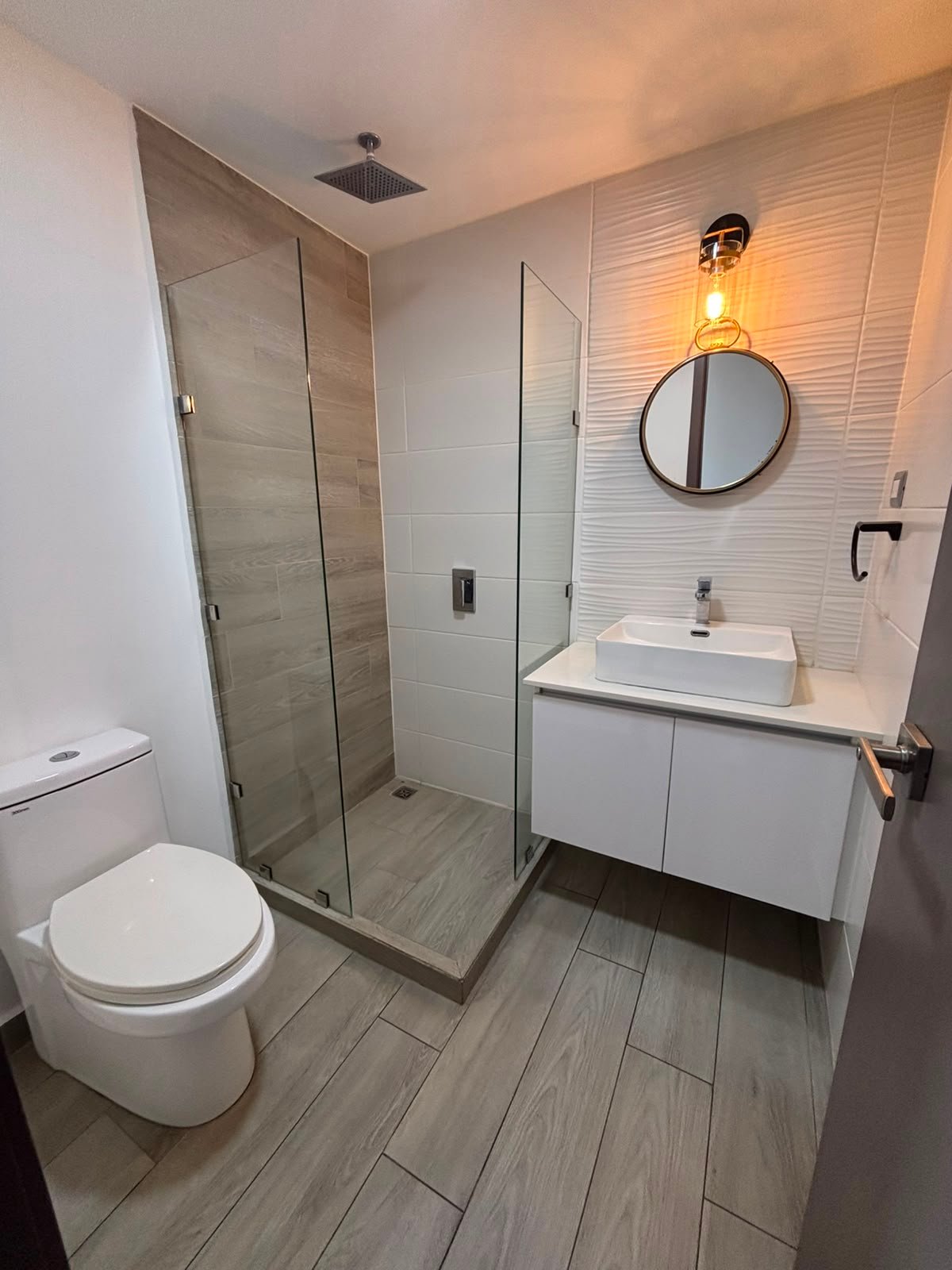 Apartamento en renta – edificio Epic zona 15 colonia trinidad