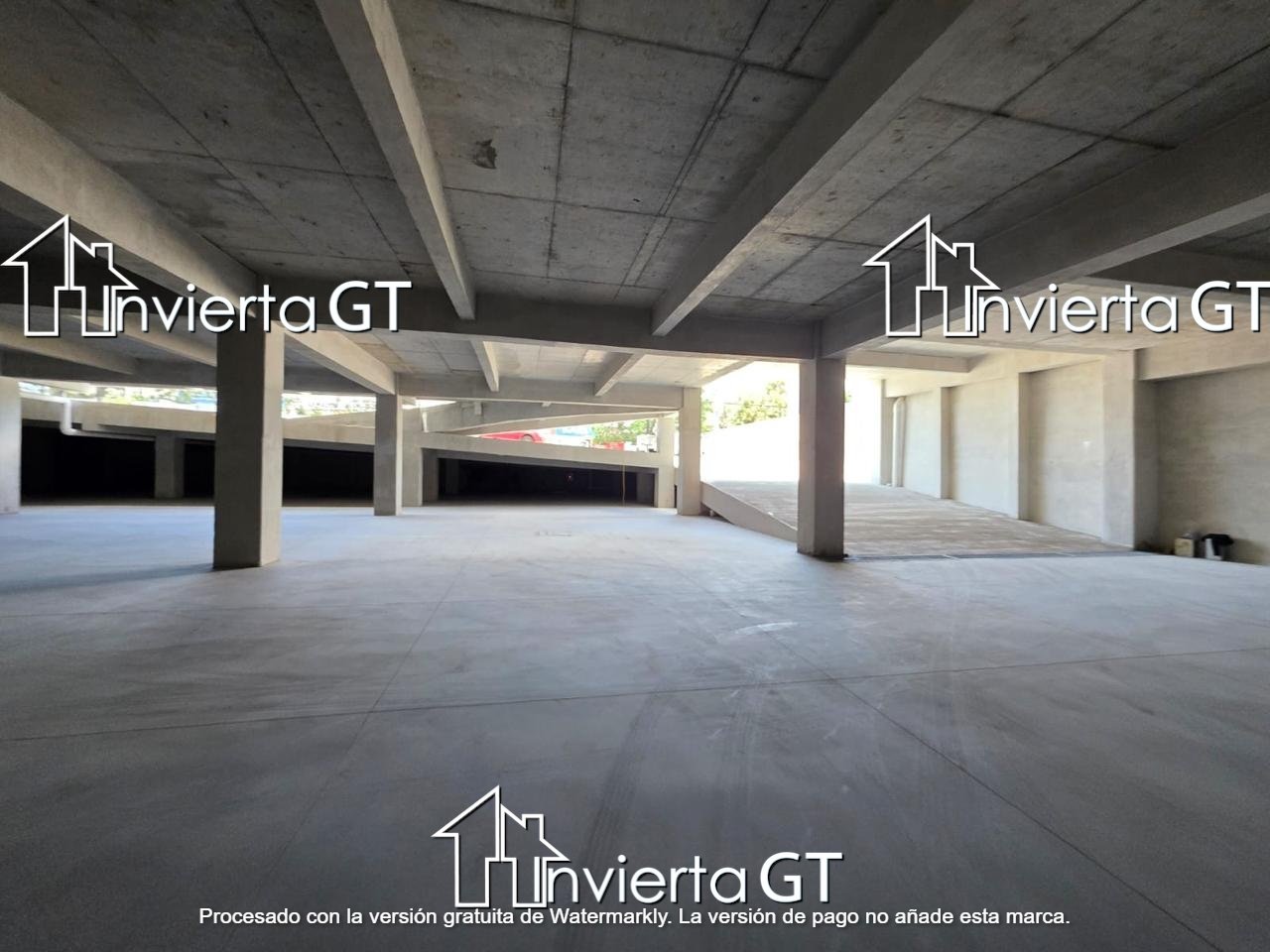Bodega comercial en renta sobre calzada Roosevelt zona 11 – ref-6098