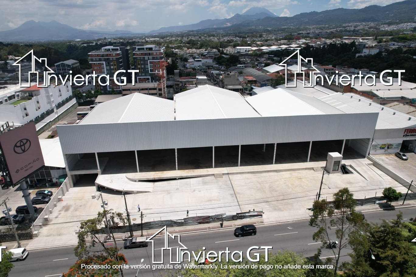 Bodega comercial en renta sobre calzada Roosevelt zona 11 – ref-6098
