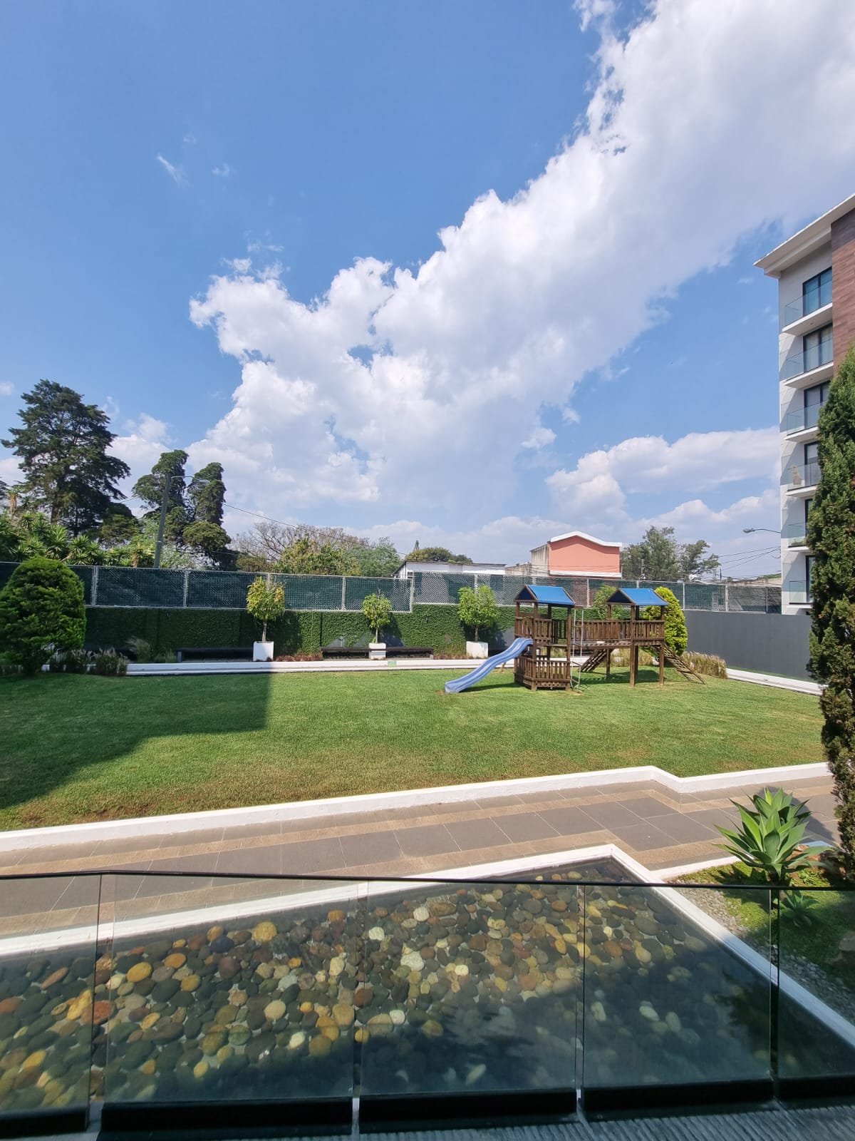 Apartamento en renta amueblado en Vista Hermosa, Zona 15 – Ref-6104