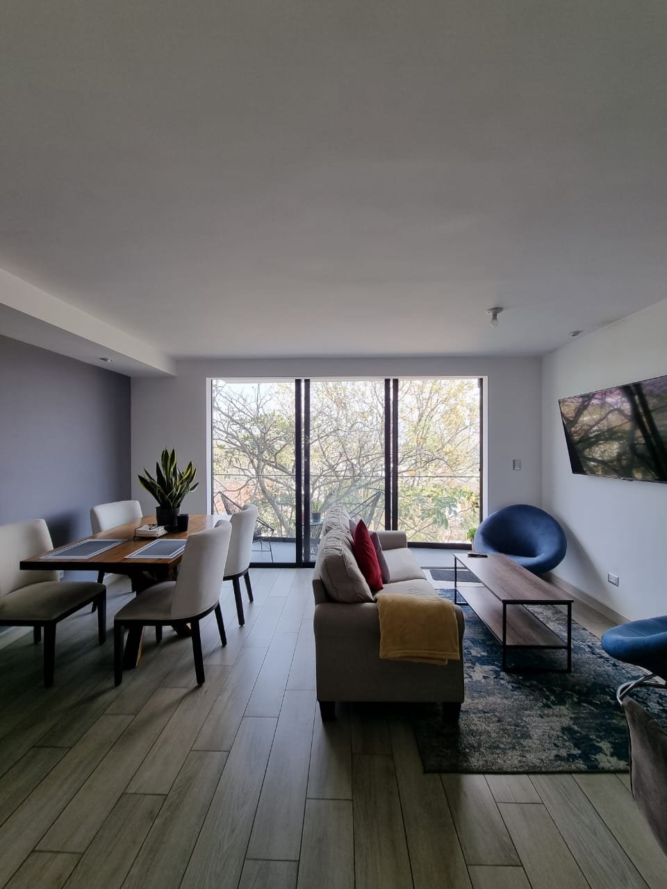 Apartamento en renta amueblado en Vista Hermosa, Zona 15 – Ref-6104