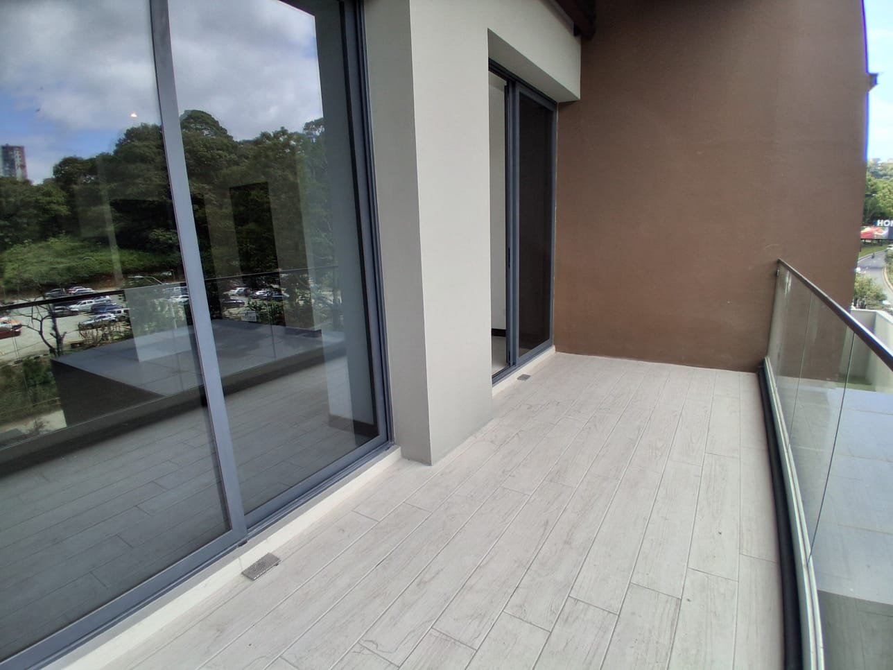 Apartamento en renta – aire acondicionado – Spazio, Zona 15 Ref-6106