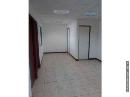 Oficina 5 ambientes zona 13