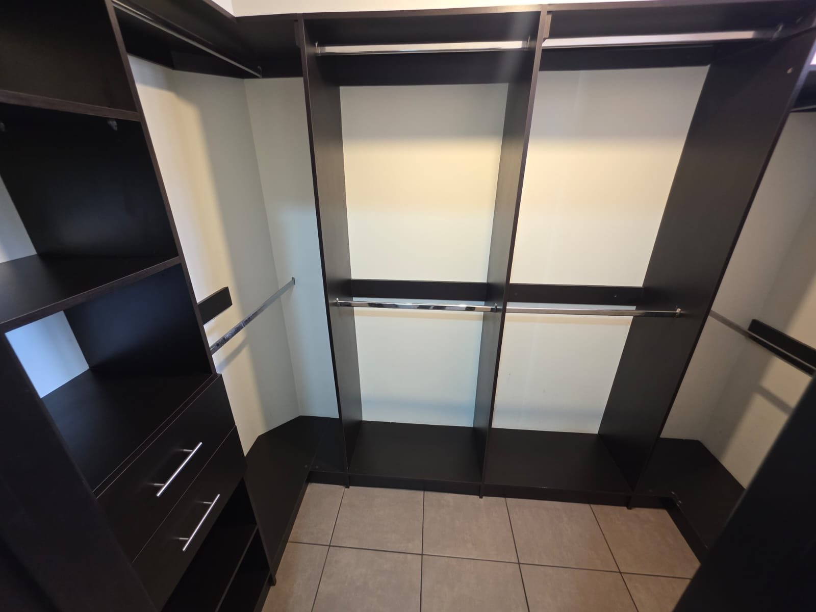 Casa en renta con jardin en zona 16 – cercano al Pulte – Ref-6112