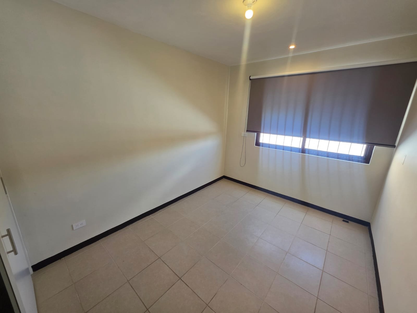 Casa en Renta en Zona 15, Colonia Tecuún Uman 4 habitaciones ref-6119