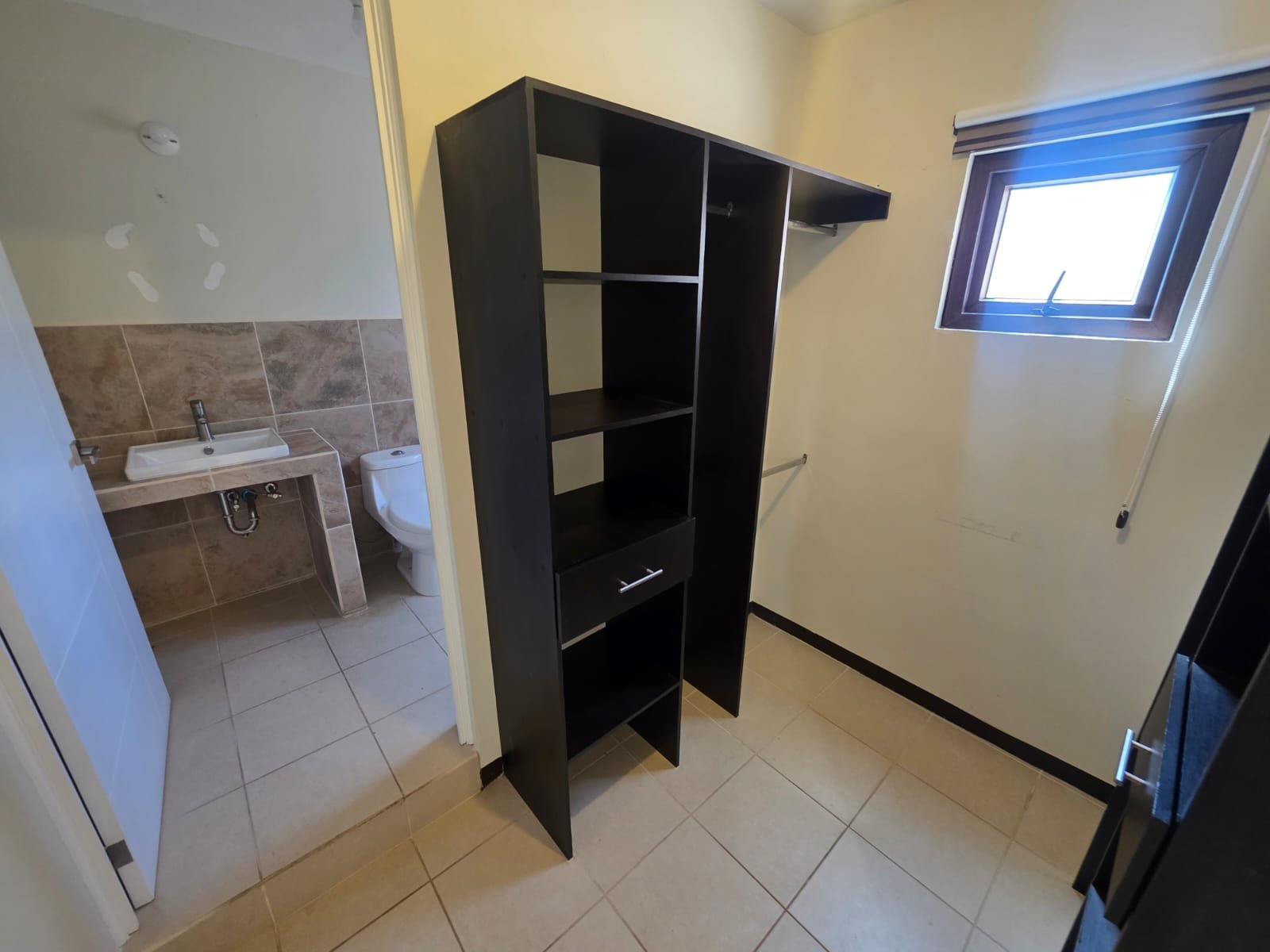 Casa en Renta en Zona 15, Colonia Tecuún Uman 4 habitaciones ref-6119